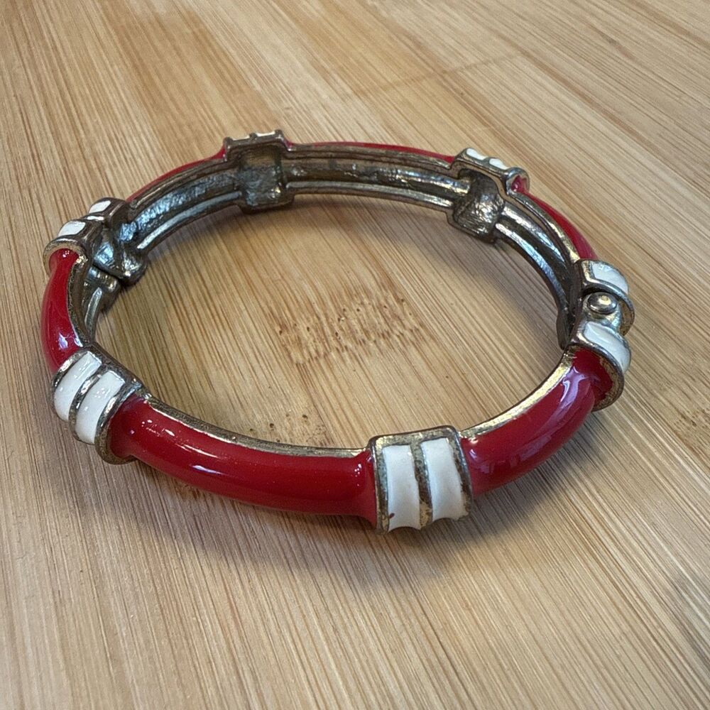RED AND WHITE ENAMEL CUFF BRACELET UNBRANDED HINGE LATCH